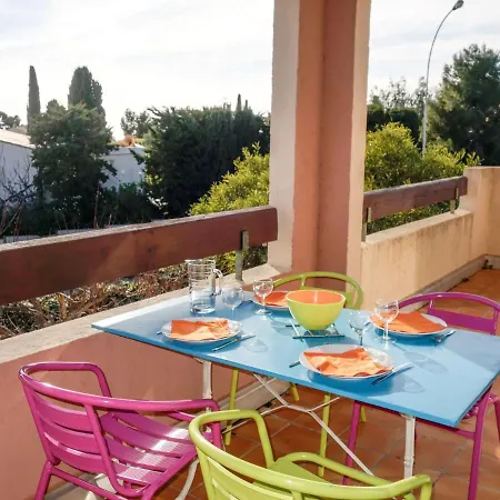 Les Hameaux De L'ile Rousse-8 Apartment *