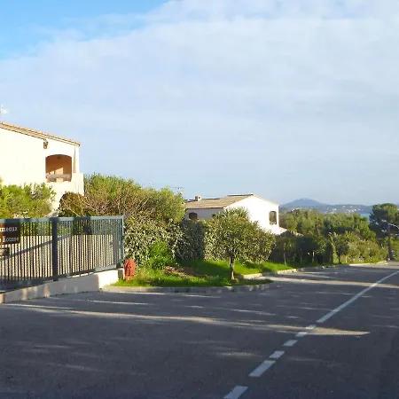 Les Hameaux De L'ile Rousse-8 Apartment *
