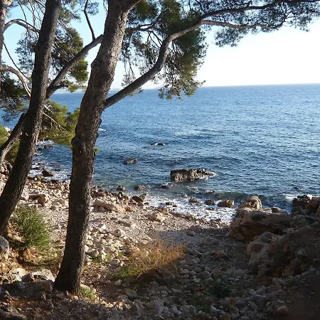 Les Hameaux De L'ile Rousse-8 *